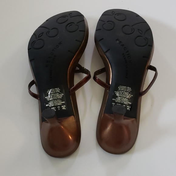 Shoes - Picture 4 of 5